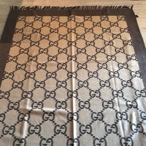 100% Authentic GUCCI THROW BLANKET